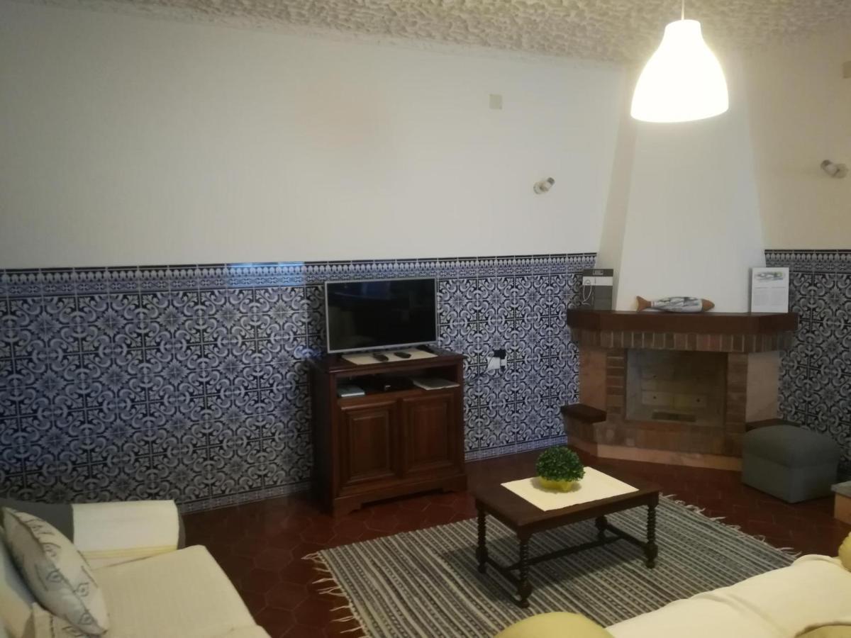 Casal Mala-Posta Villa Rio Maior Ngoại thất bức ảnh